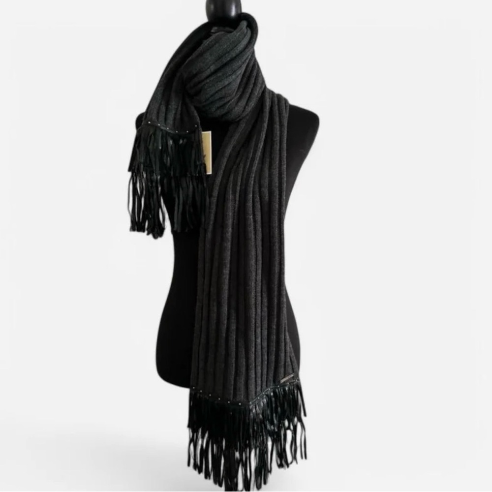 Michael Kors Dark Gray Ribbed Scarf with Fringe